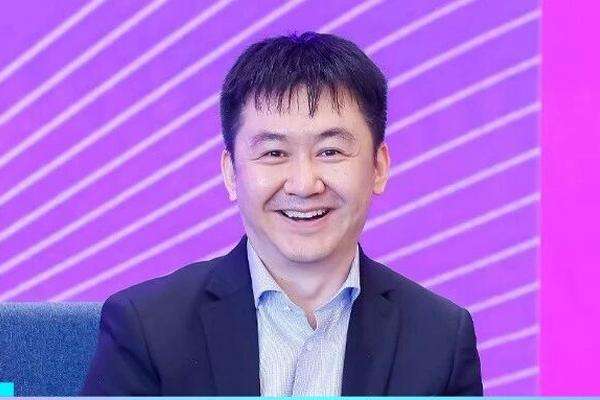 對話王小川:離開通用人工智能的主幹道之後