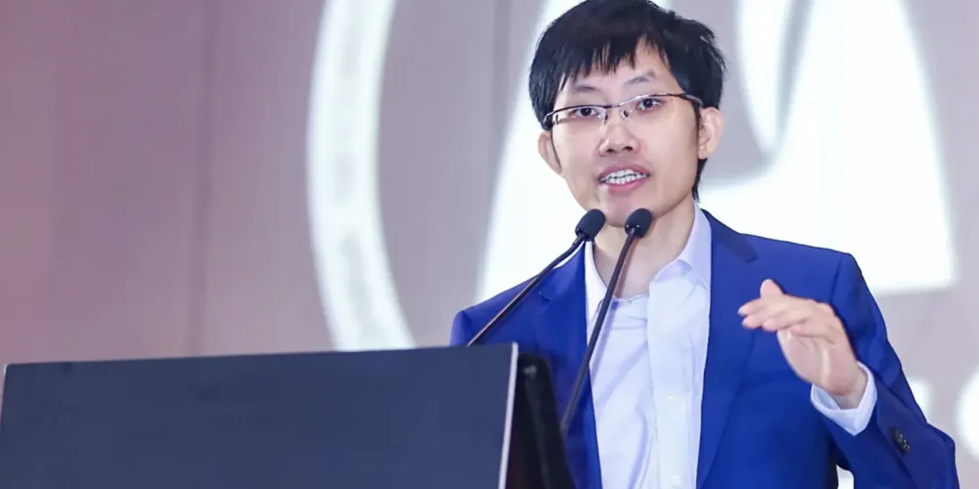 估值4800億,DeepSeek火速開啟新一輪融資!最快明年IPO