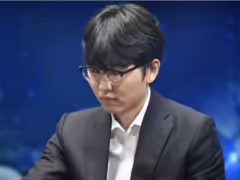 扳平比分,世界排名第一韓國棋手申真諝受讓兩子戰勝圍棋 AI KataGo