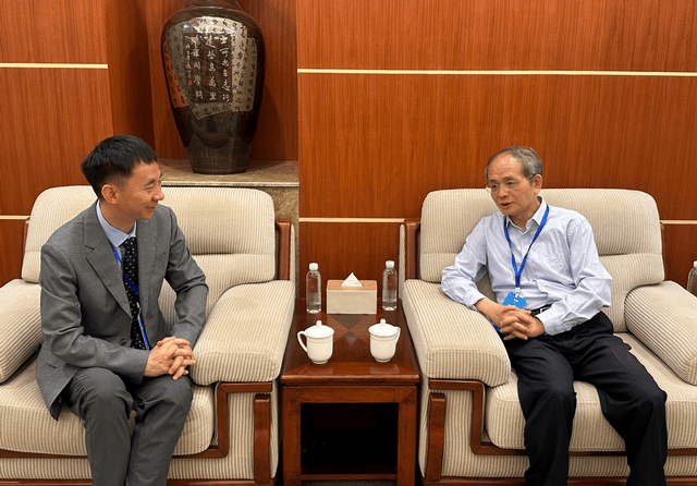 中科院院士對話北電數智AI專家：以 AI 與數學 “乘法效應” 開闢產業落地新路徑